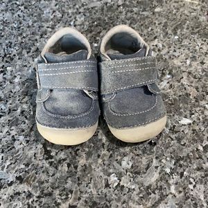 Gently Used Stride Rite Shoes in size 4 for New Walker